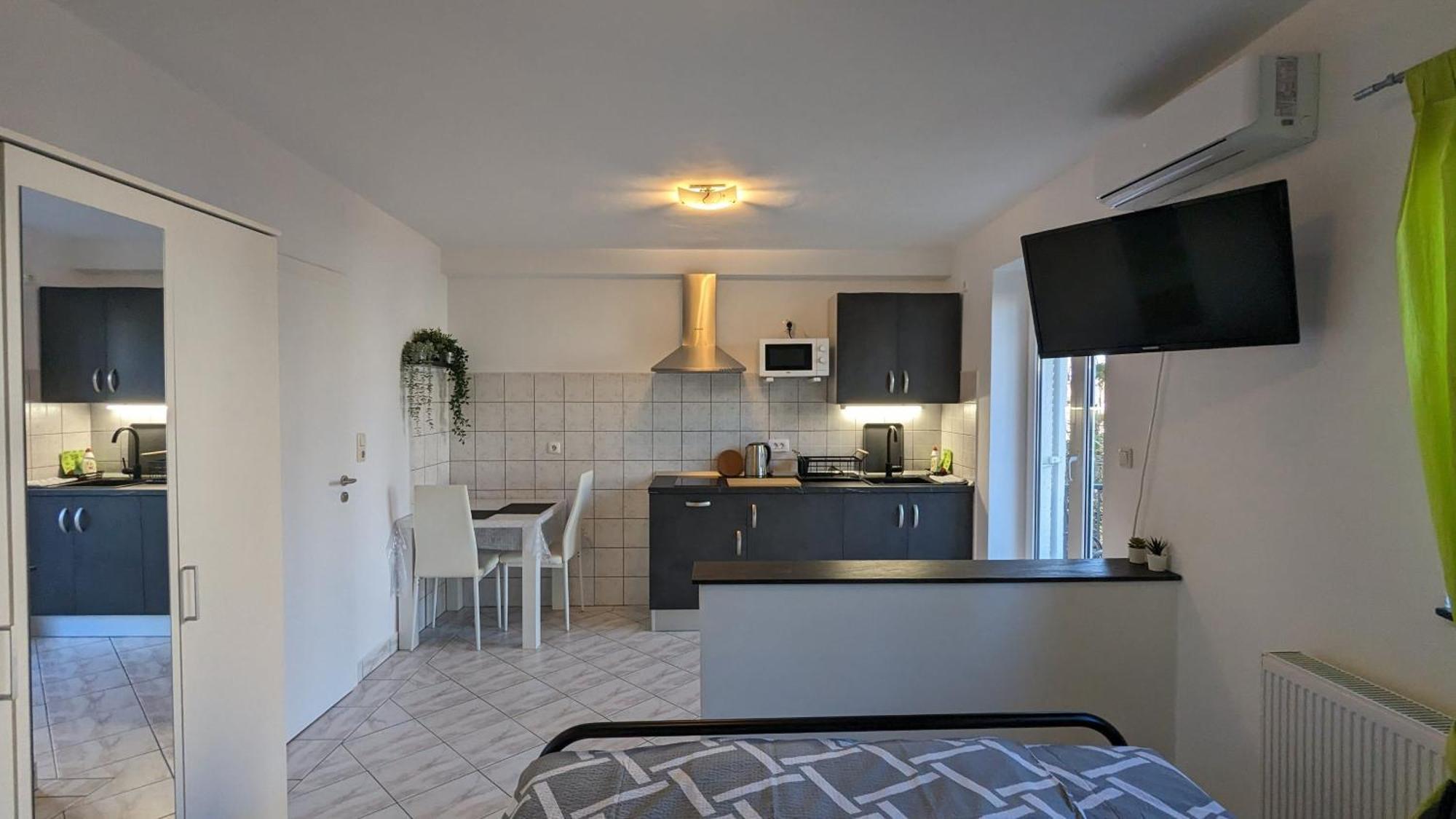 Apartments Kety - Central Heating Crikvenica Extérieur photo